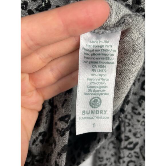 Sundry Hoodie Sz 1 Small Gray Black Leopard Full Zip Oversized Animal Print Soft - Picture 4 of 8